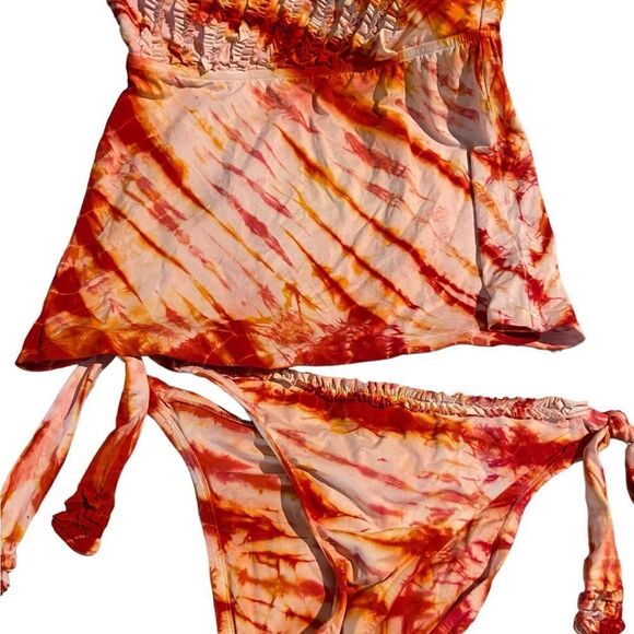 Lucky size large excellent condition bathing suit super look great color - Picture 1 of 5
